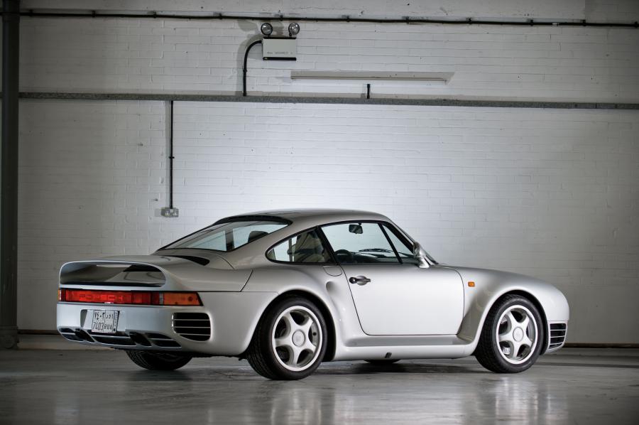  Porsche 959 Komfort 1988 года  (фото 15 из 15)